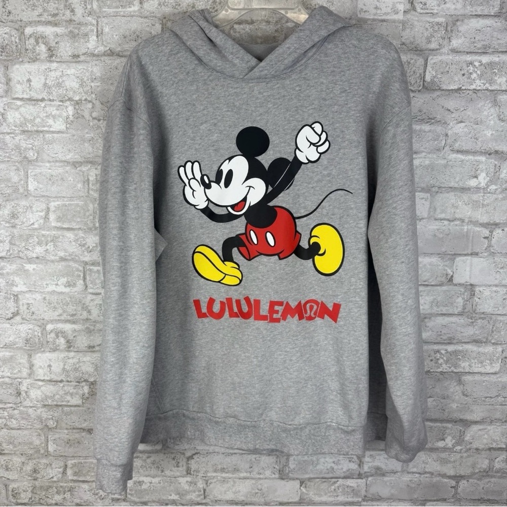 Lululemon Disney